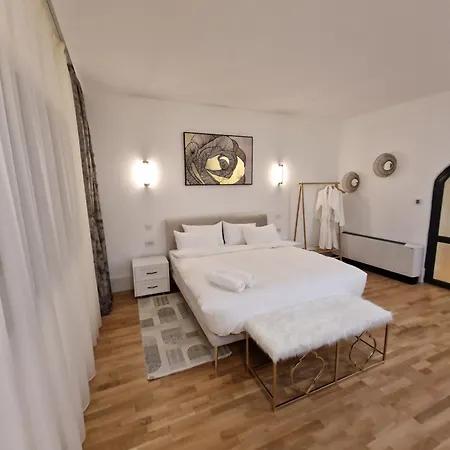 Rokebea Luxury Apartment Brasov Exterior photo