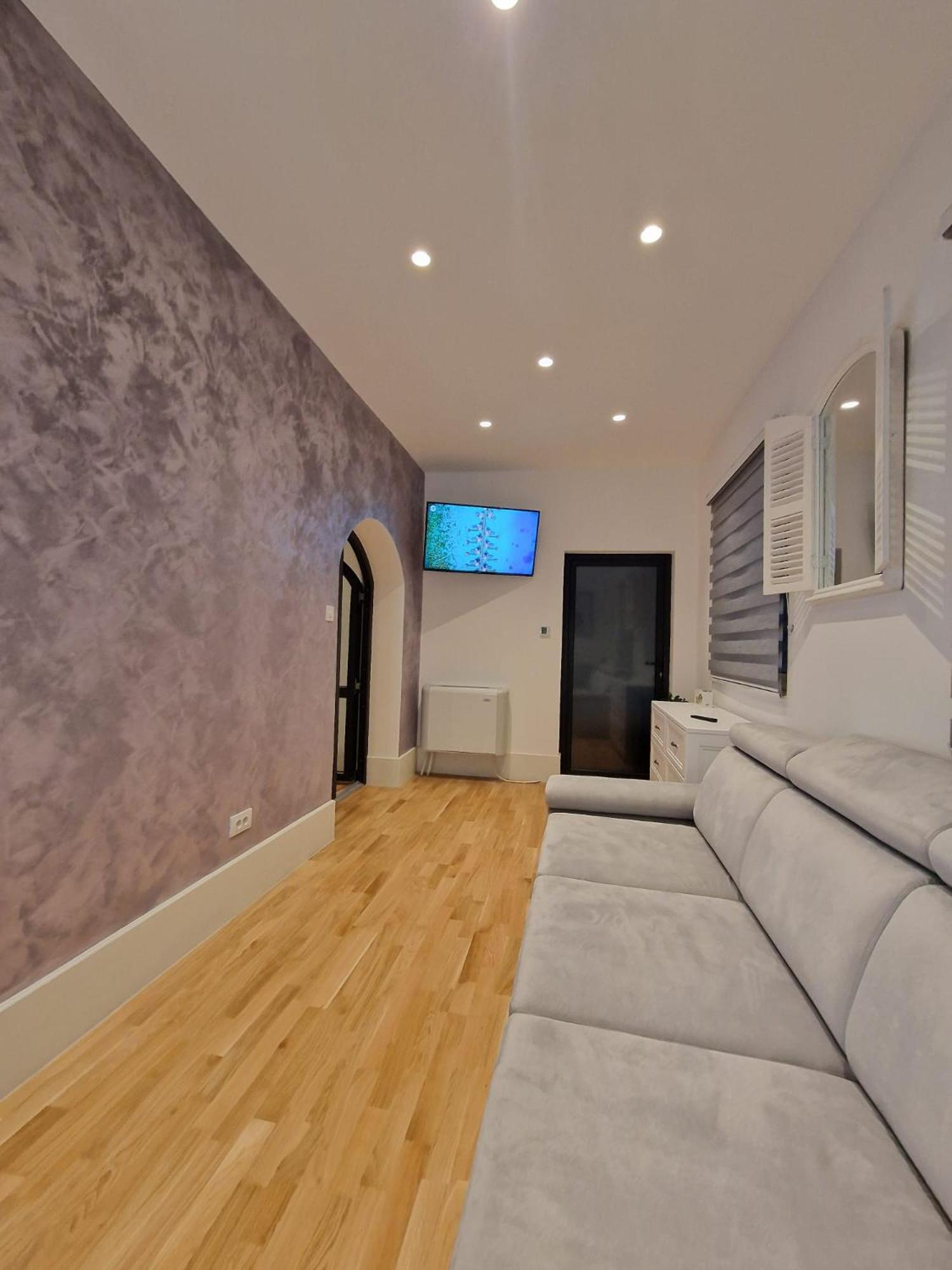 Rokebea Luxury Apartment *